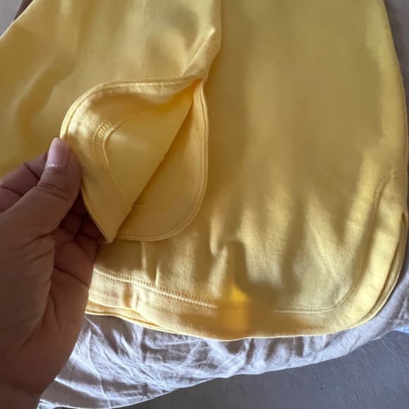 Isaac Mizrahi Tops - Picture 4 of 4